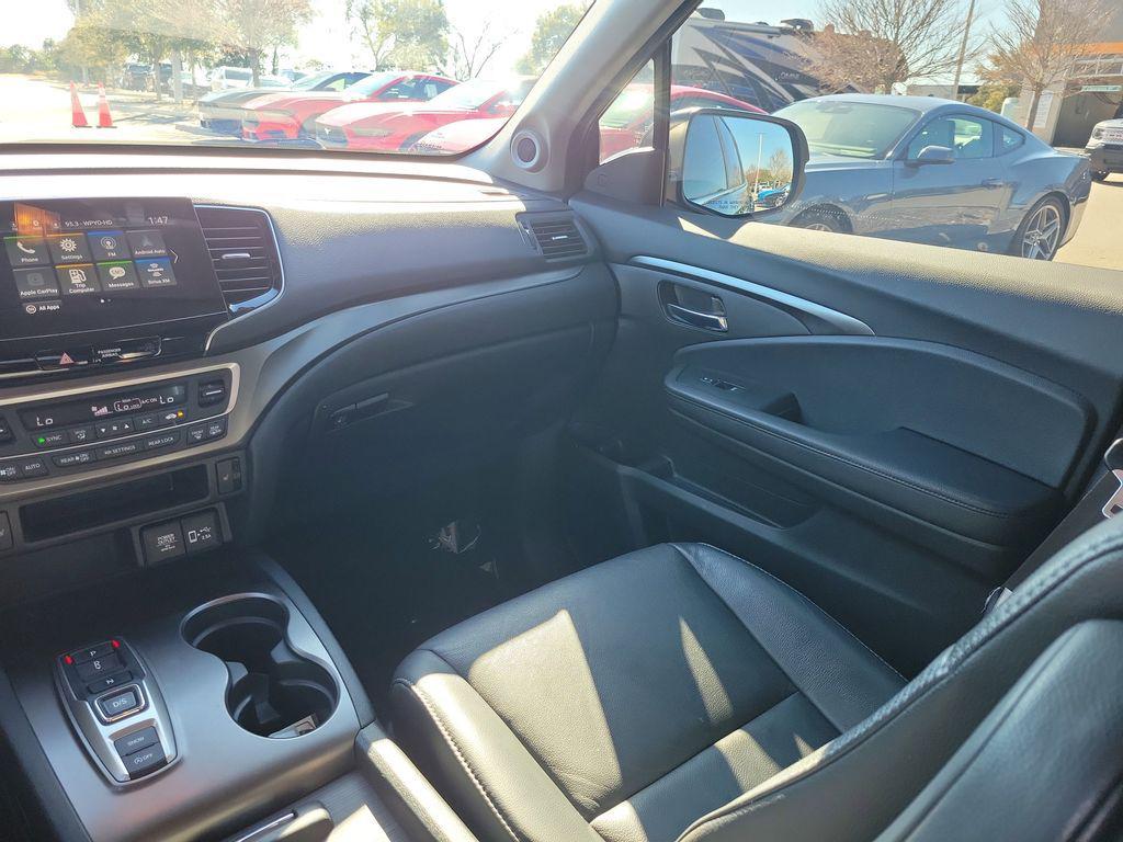 used 2022 Honda Pilot car, priced at $23,922