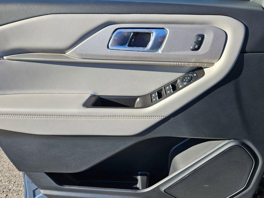 new 2026 Ford Explorer car, priced at $39,608