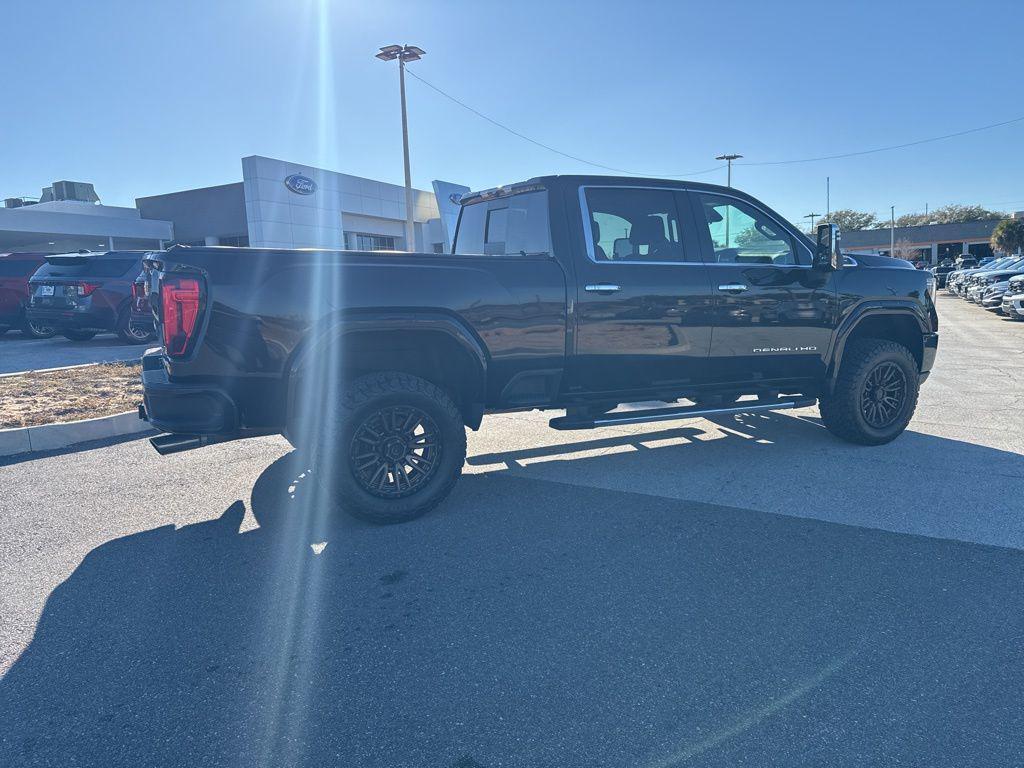 used 2022 GMC Sierra 2500 car, priced at $41,251