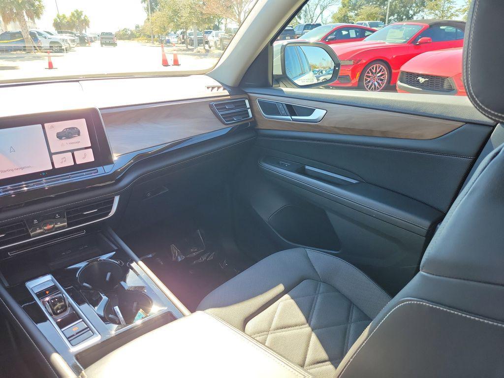 used 2024 Volkswagen Atlas car, priced at $27,991