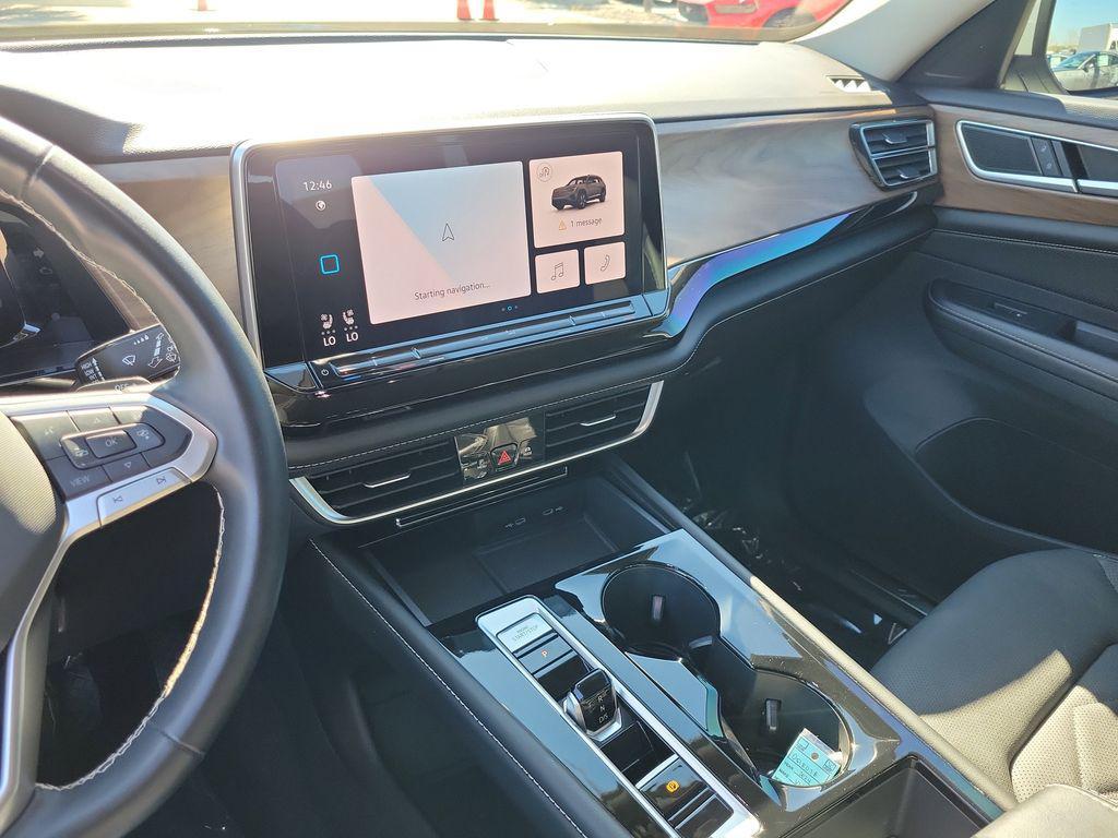 used 2024 Volkswagen Atlas car, priced at $27,991