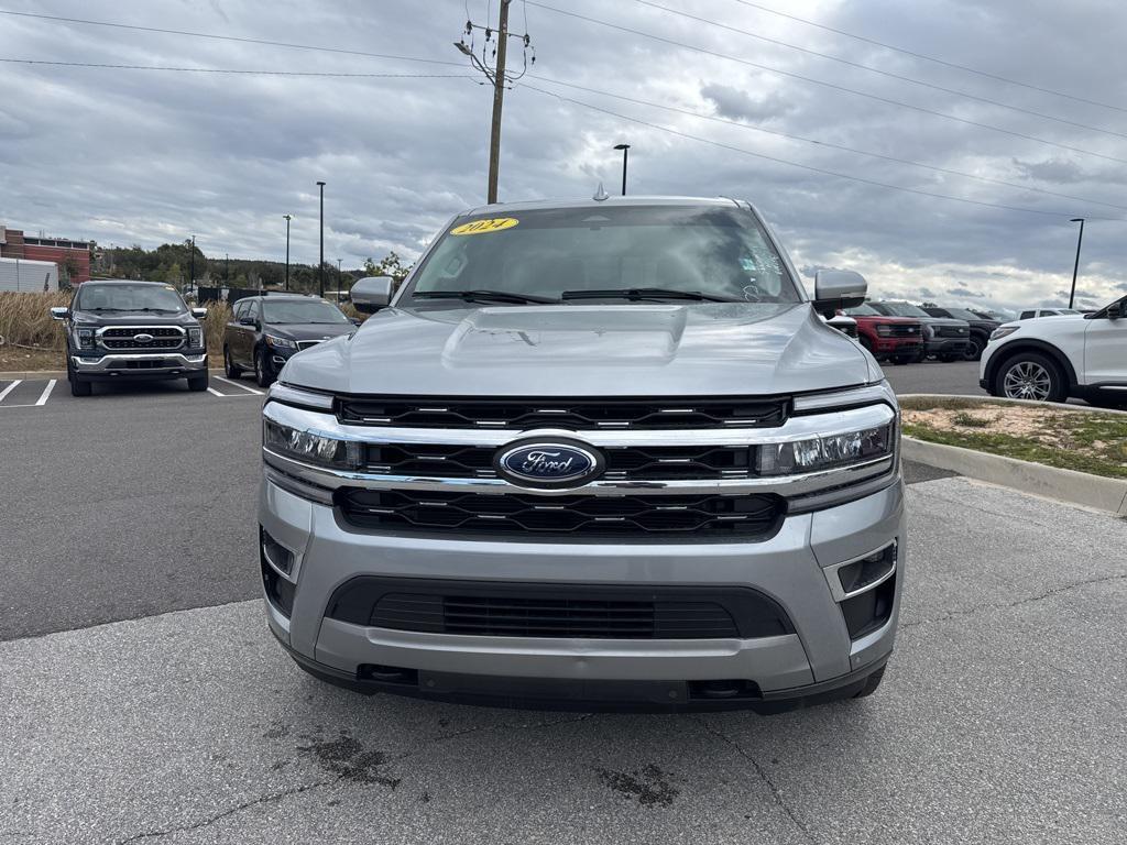 used 2024 Ford Expedition car, priced at $61,691