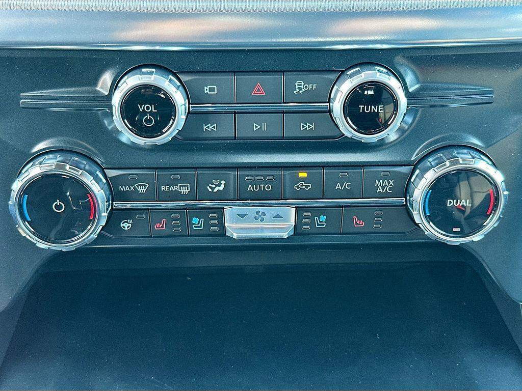 new 2025 Ford F-150 car, priced at $66,864