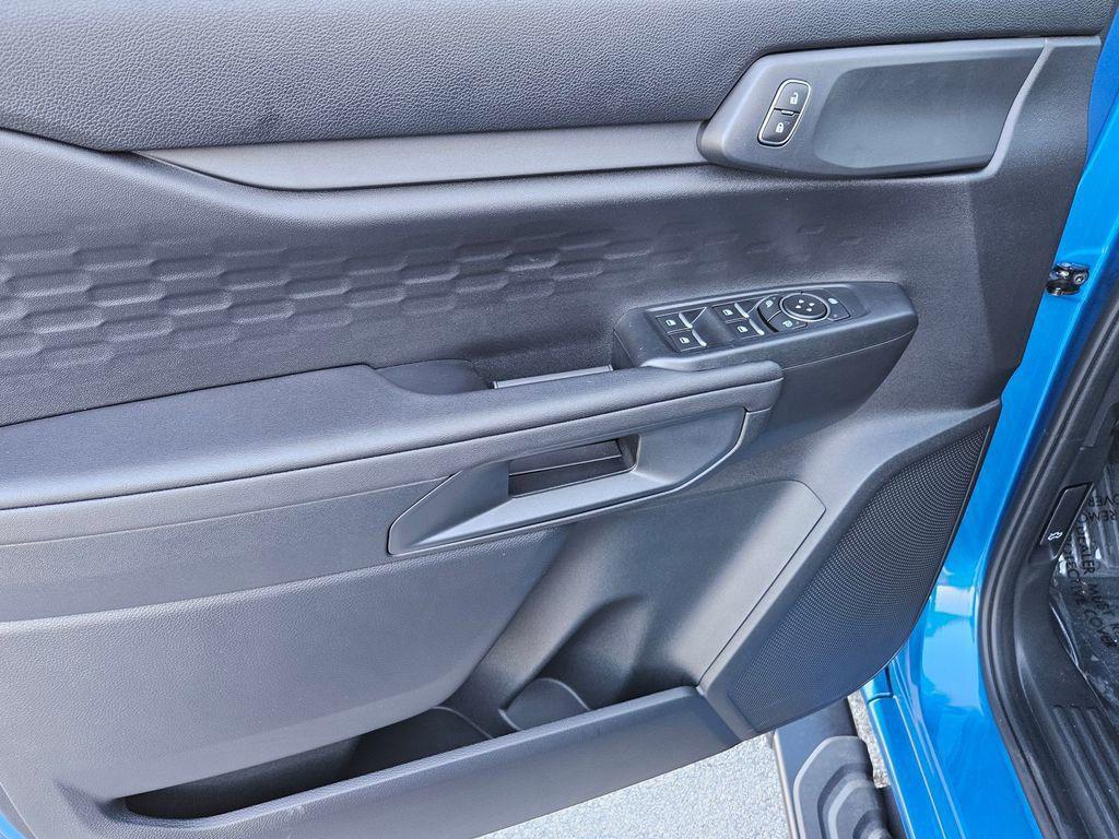 new 2025 Ford Ranger car, priced at $33,926