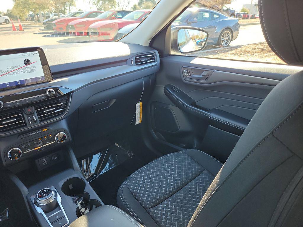 new 2026 Ford Escape car, priced at $27,644