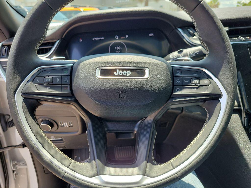 used 2024 Jeep Grand Cherokee car, priced at $30,007