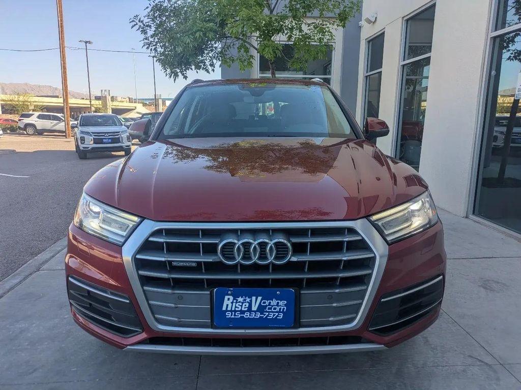 Audi Q5 view 2