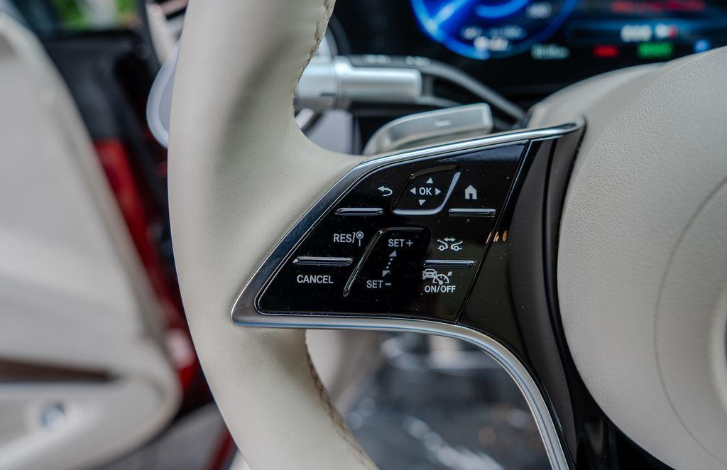 used 2023 Mercedes-Benz EQS 580 car, priced at $61,799