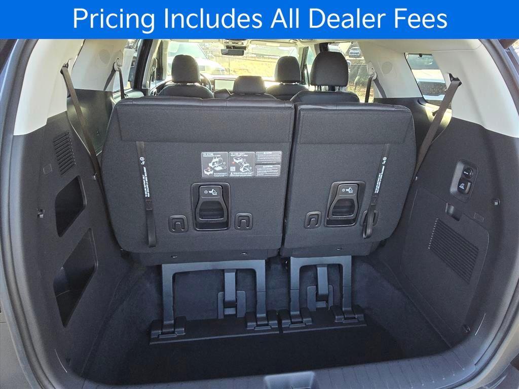 new 2026 Kia Carnival Hybrid car, priced at $51,228