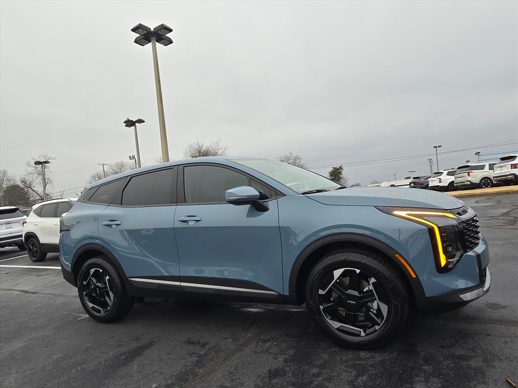 new 2026 Kia Sportage Hybrid car, priced at $31,350