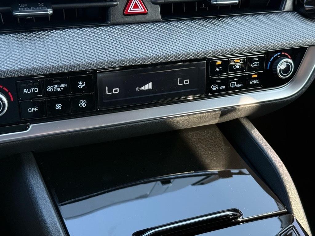 new 2025 Kia Sportage Hybrid car, priced at $26,869