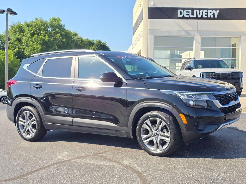 used 2023 Kia Seltos car, priced at $22,349