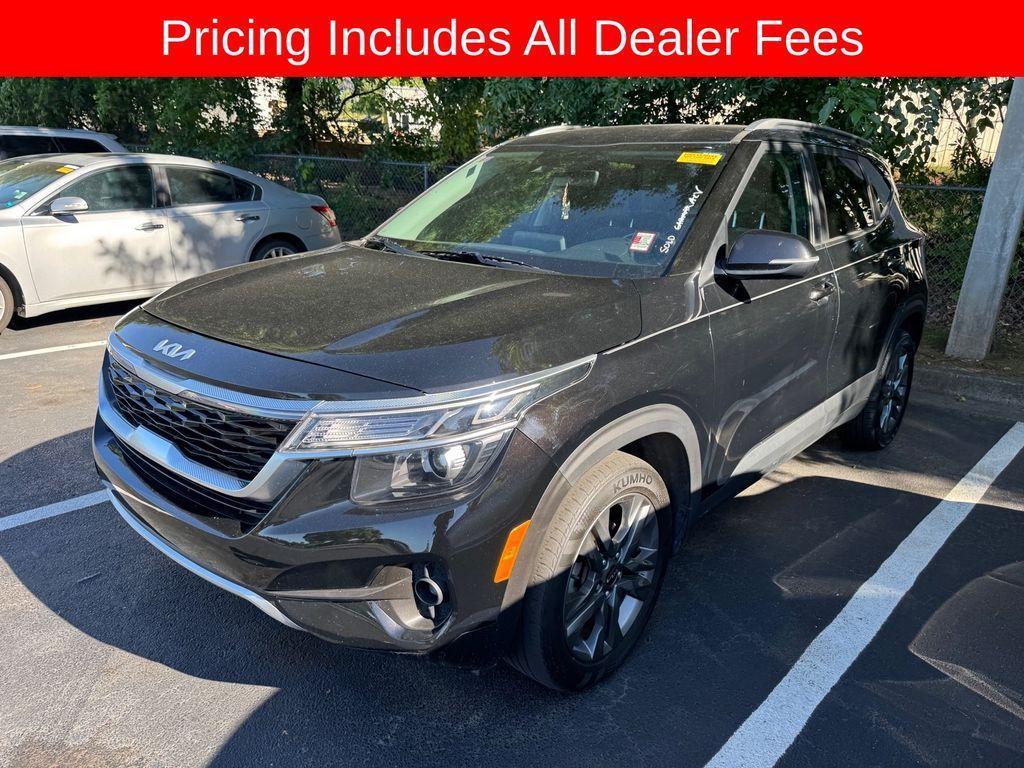 used 2023 Kia Seltos car, priced at $22,099