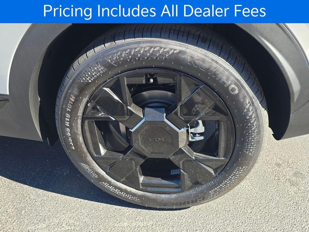 new 2026 Kia Sportage car, priced at $36,842