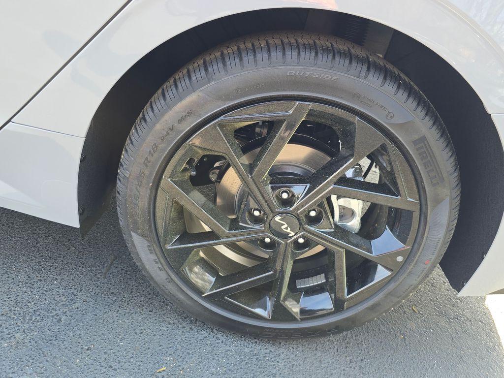 new 2026 Kia K5 car, priced at $32,712