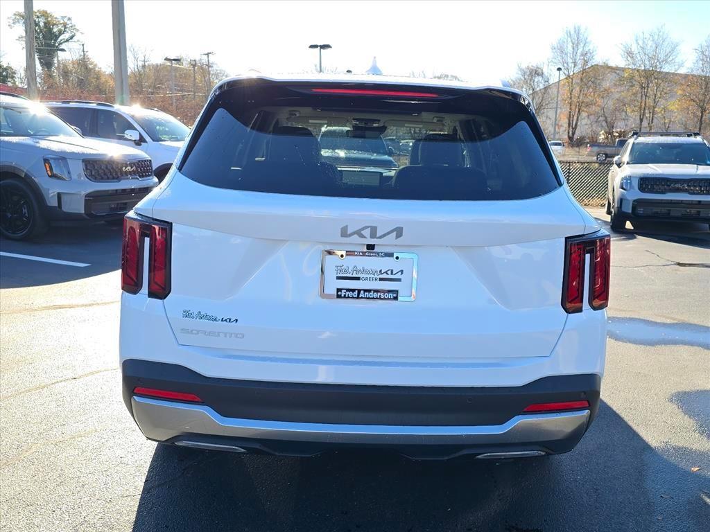 new 2026 Kia Sorento car, priced at $38,391