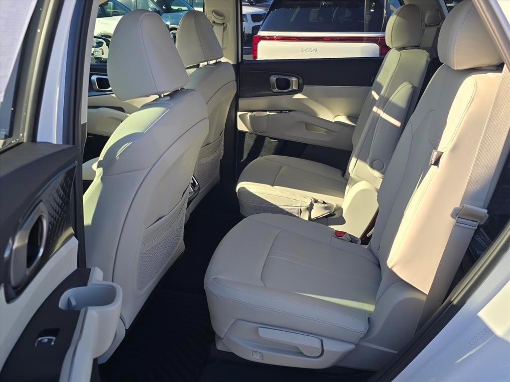 new 2026 Kia Sorento car, priced at $38,391