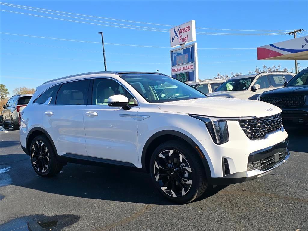 new 2026 Kia Sorento car, priced at $38,391