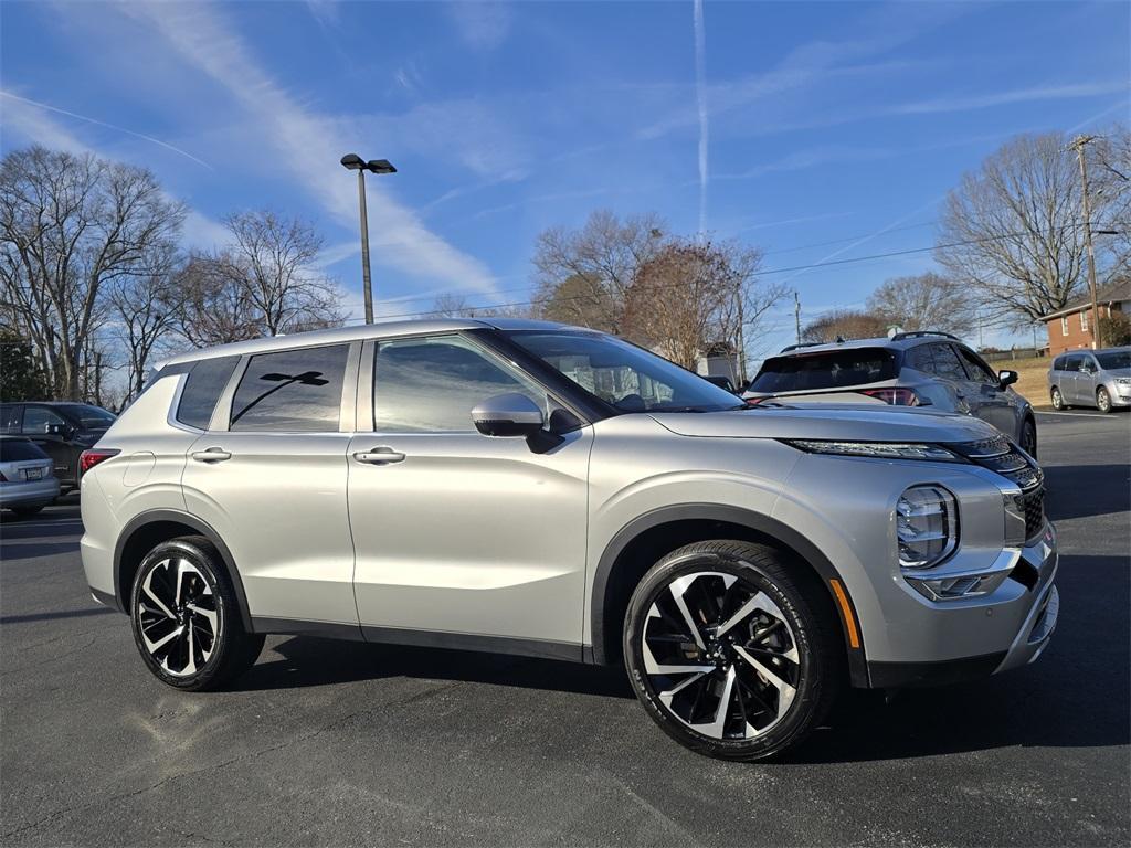 used 2024 Mitsubishi Outlander car, priced at $22,250