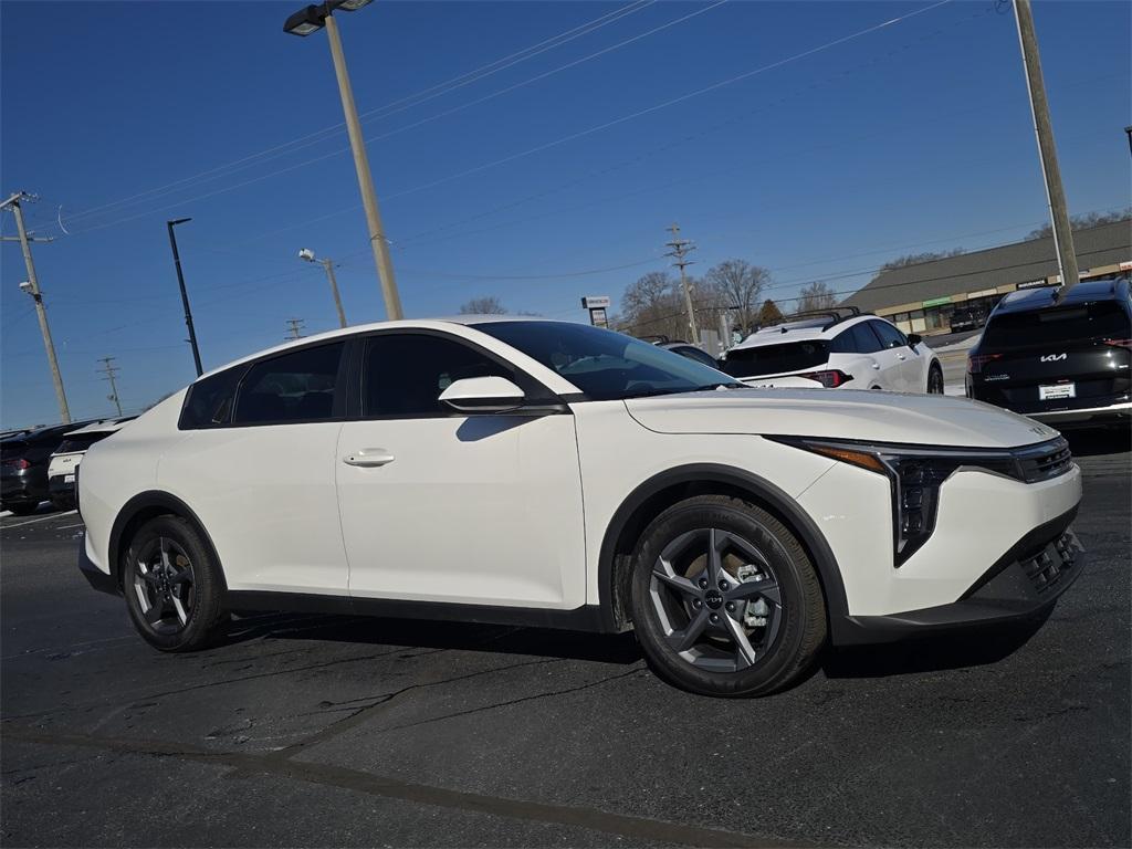 new 2025 Kia K4 car, priced at $21,549