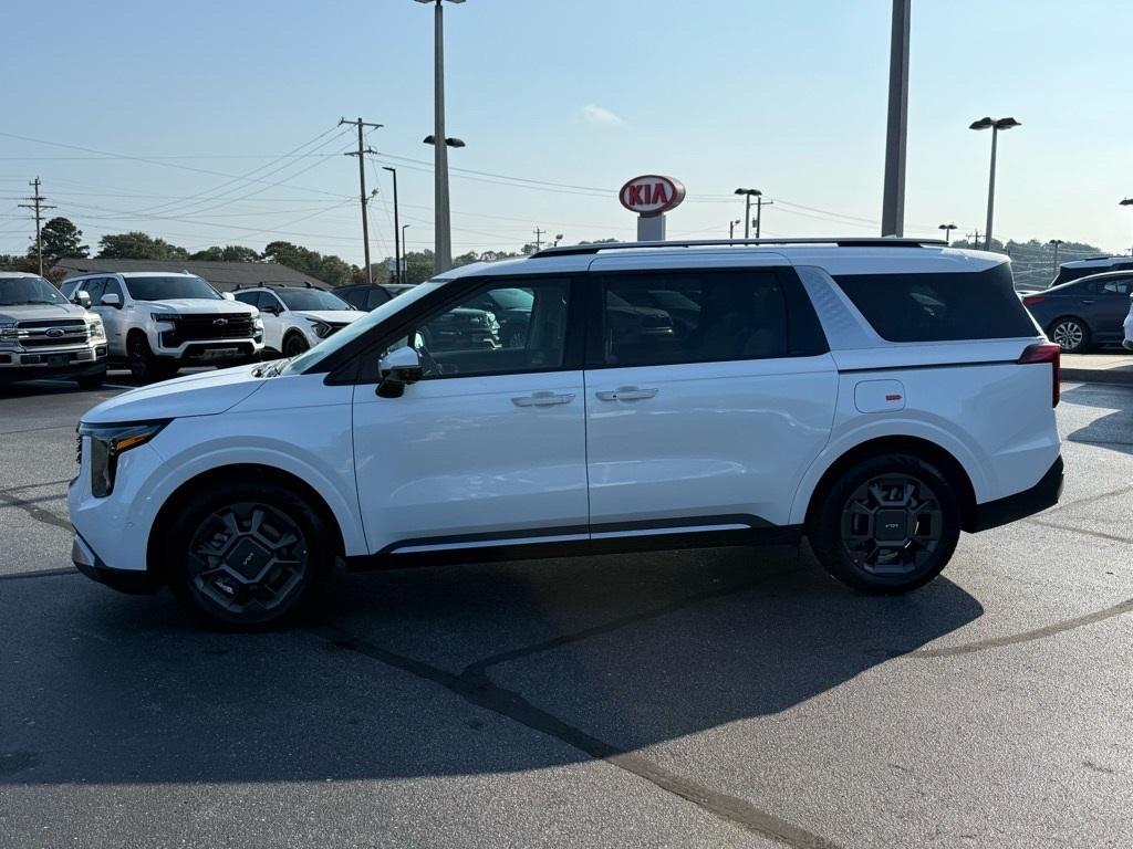 new 2026 Kia Carnival Hybrid car, priced at $46,865