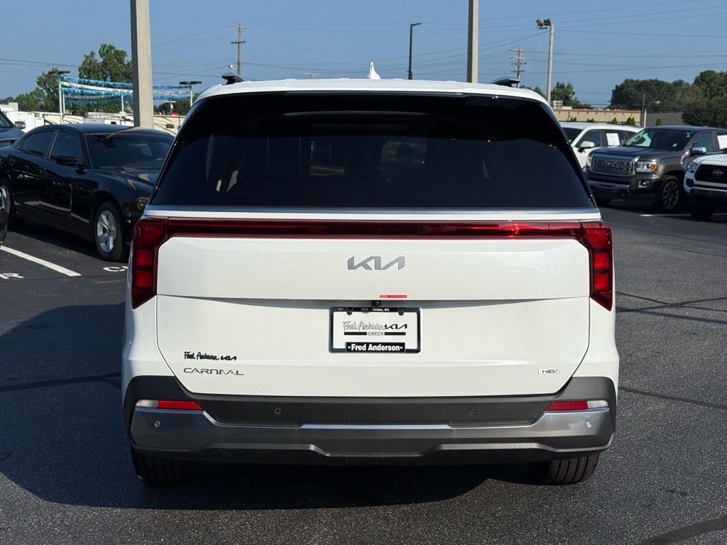 new 2026 Kia Carnival Hybrid car, priced at $46,865