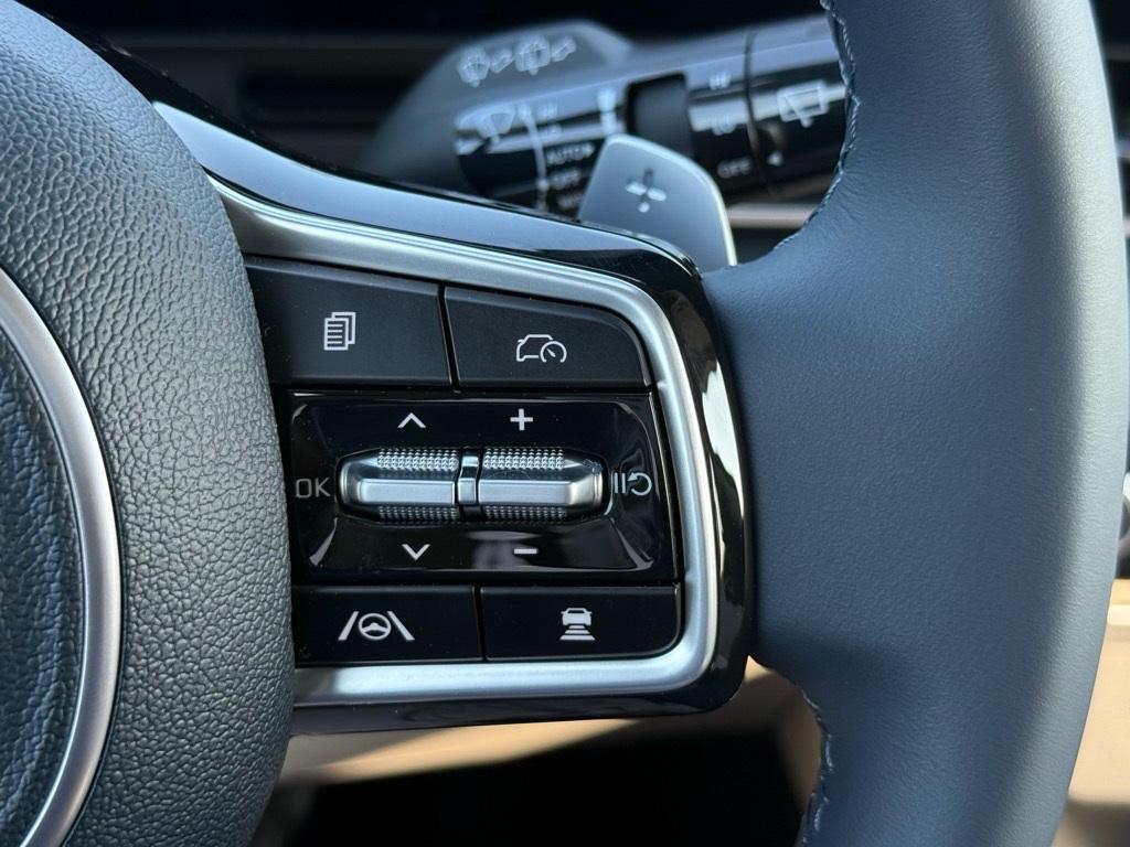 new 2026 Kia Carnival Hybrid car, priced at $46,865