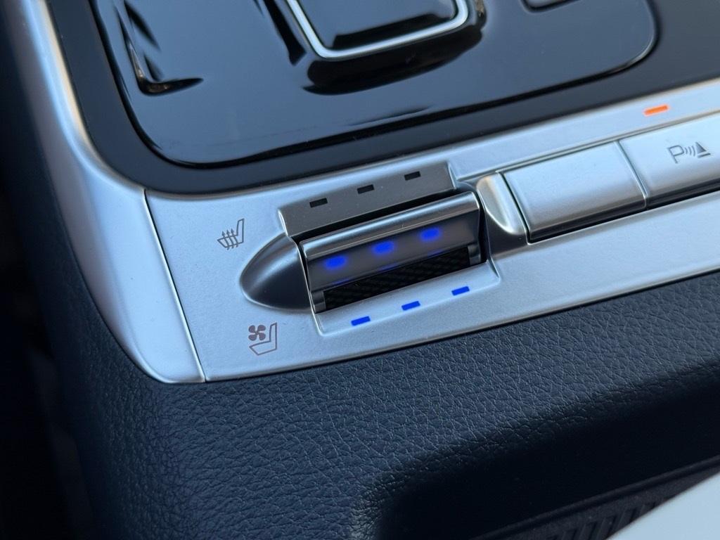 new 2026 Kia Carnival Hybrid car, priced at $46,865