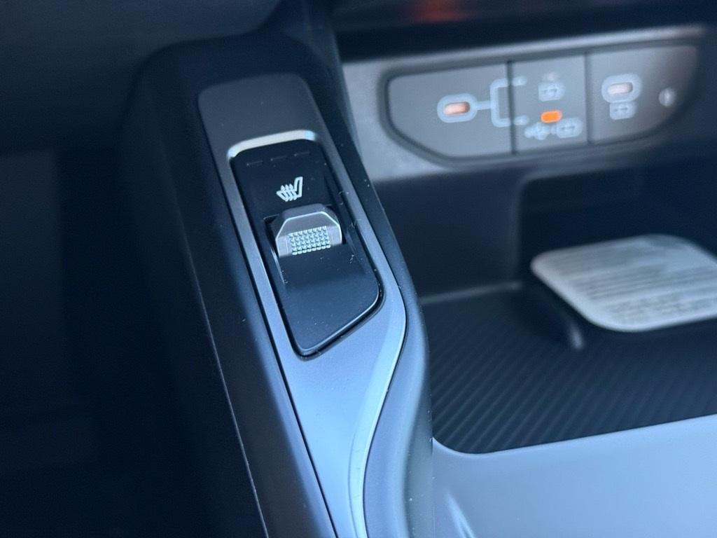 new 2026 Kia Sorento Hybrid car, priced at $36,821