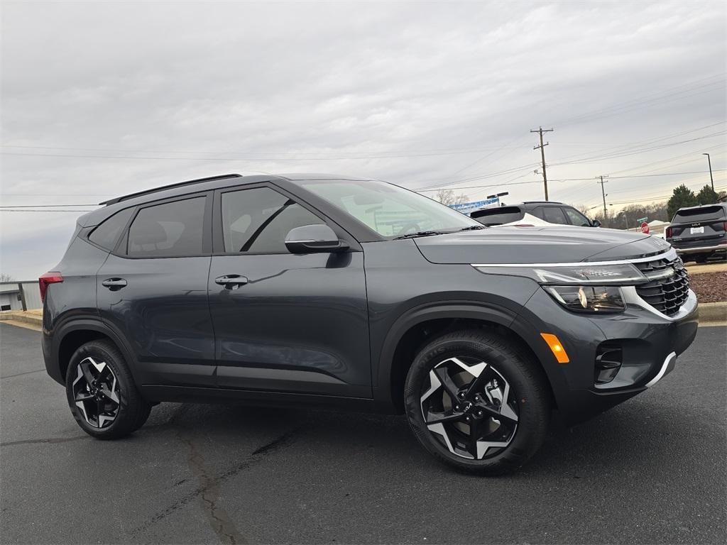 new 2026 Kia Seltos car, priced at $27,004