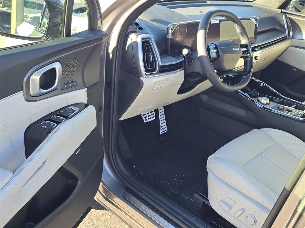 new 2026 Kia Sorento Hybrid car, priced at $44,050