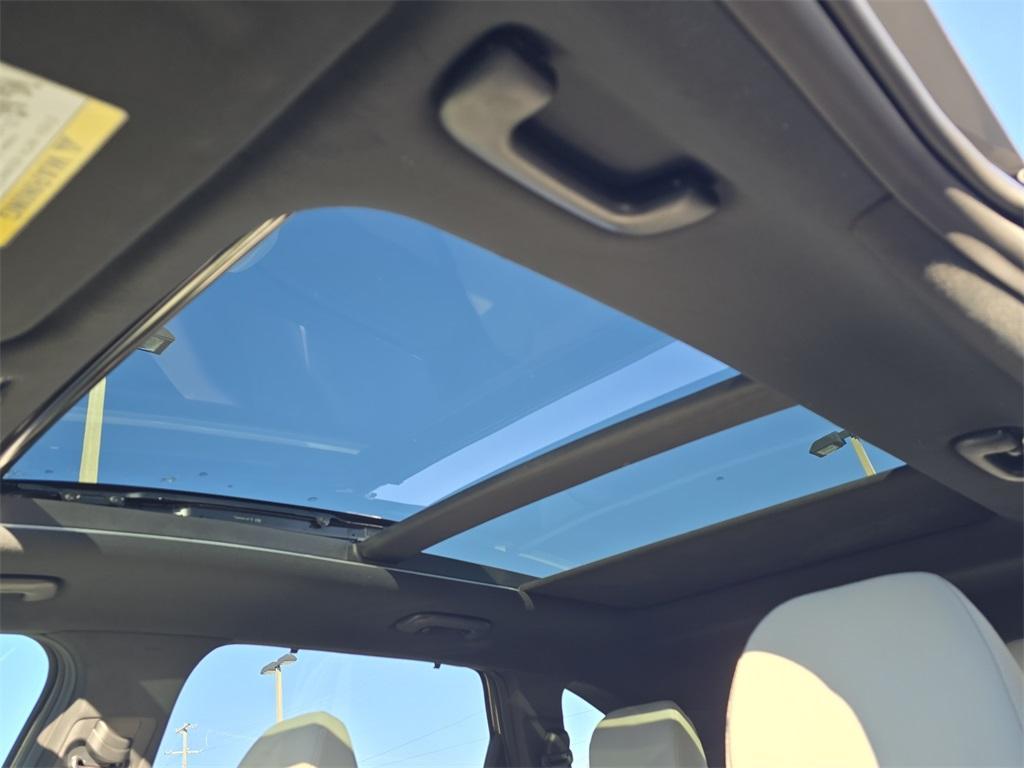 new 2026 Kia Sorento Hybrid car, priced at $44,050