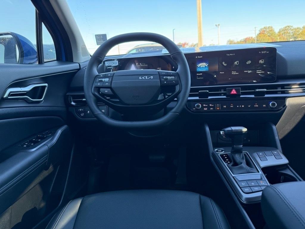 new 2026 Kia Sportage car, priced at $30,646