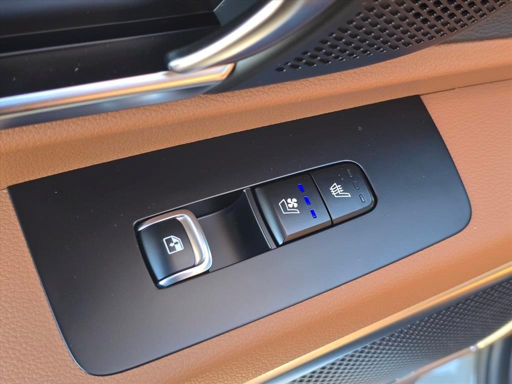 new 2025 Kia Telluride car, priced at $47,932