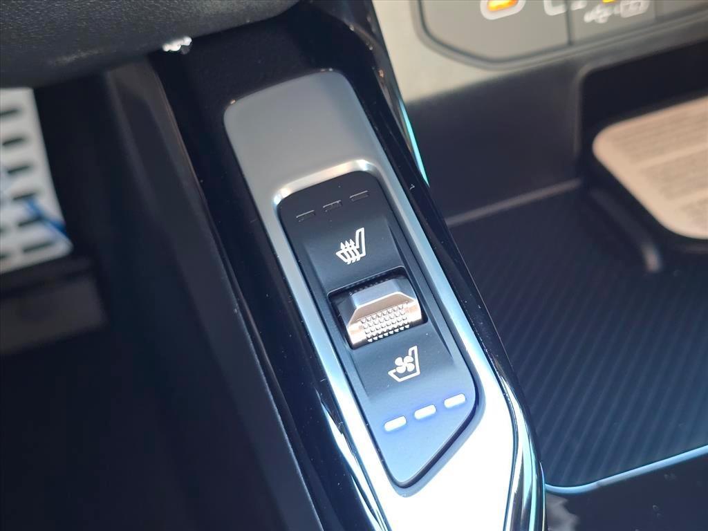 new 2026 Kia Sorento Hybrid car, priced at $44,050