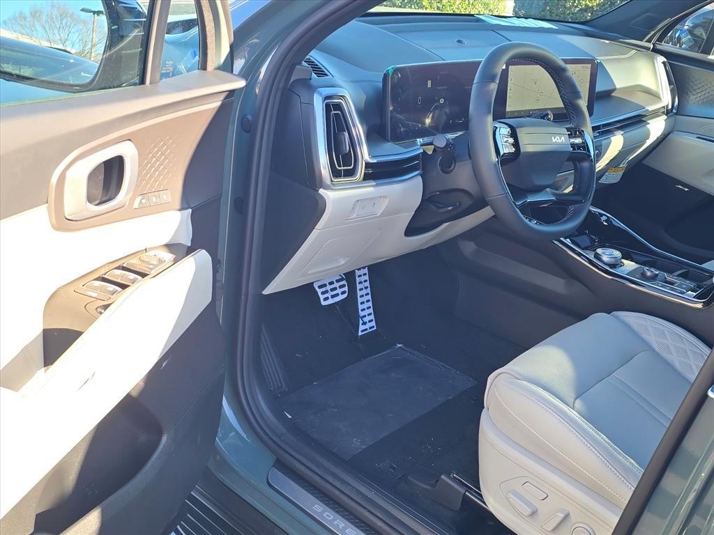 new 2026 Kia Sorento Hybrid car, priced at $44,644