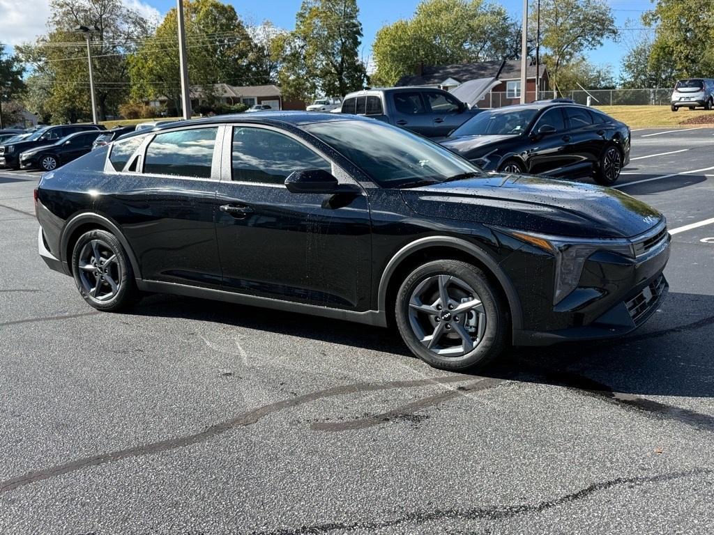 new 2025 Kia K4 car, priced at $19,907