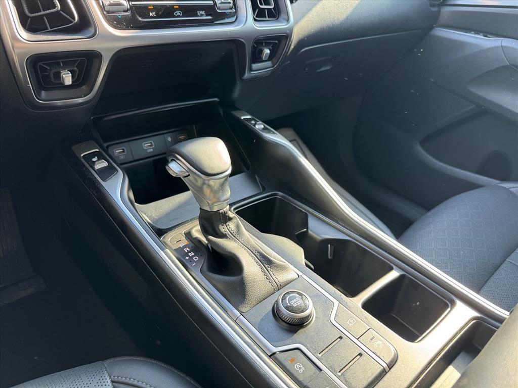 used 2023 Kia Sorento car, priced at $26,849