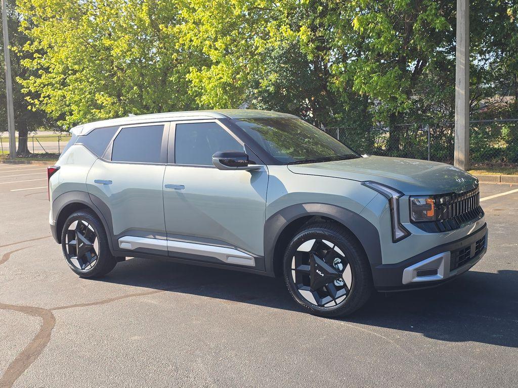 new 2027 Kia Seltos car, priced at $28,085