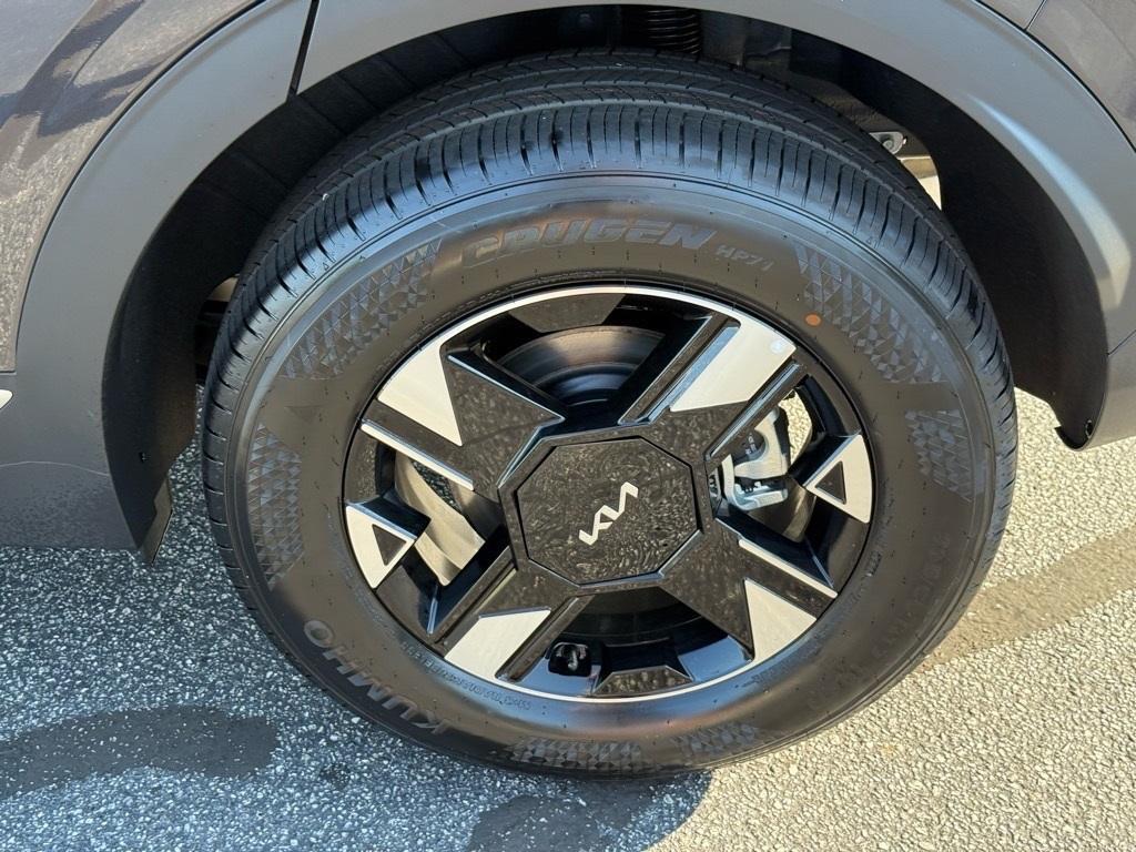new 2026 Kia Sportage car, priced at $30,151