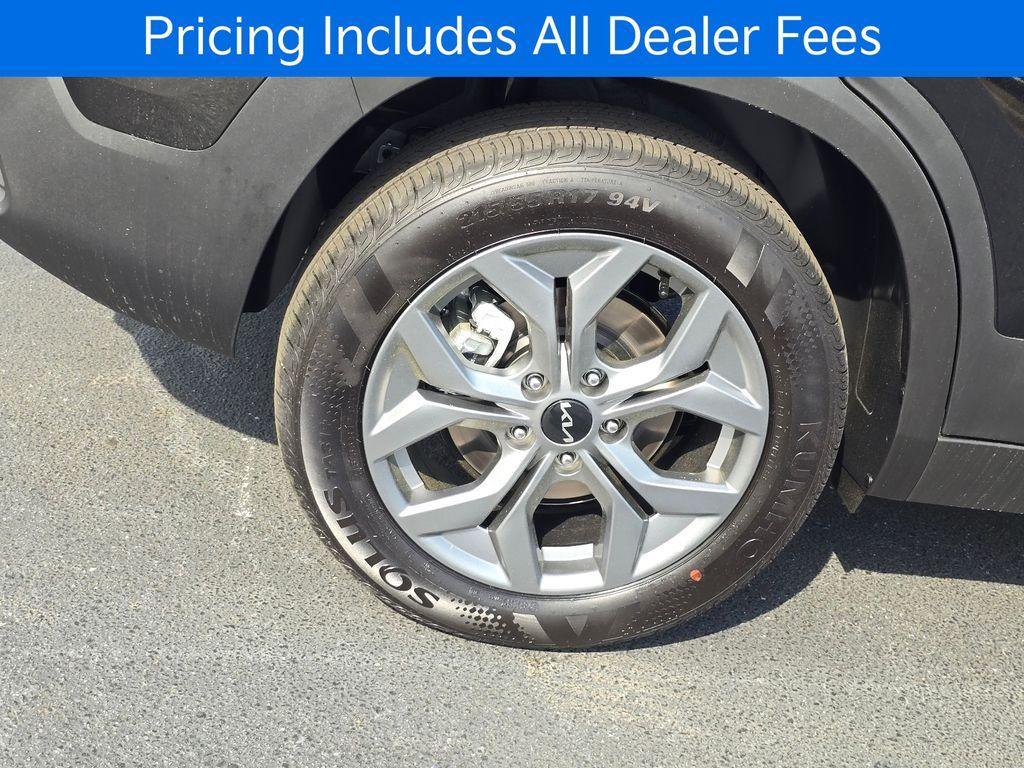 new 2026 Kia Seltos car, priced at $25,391