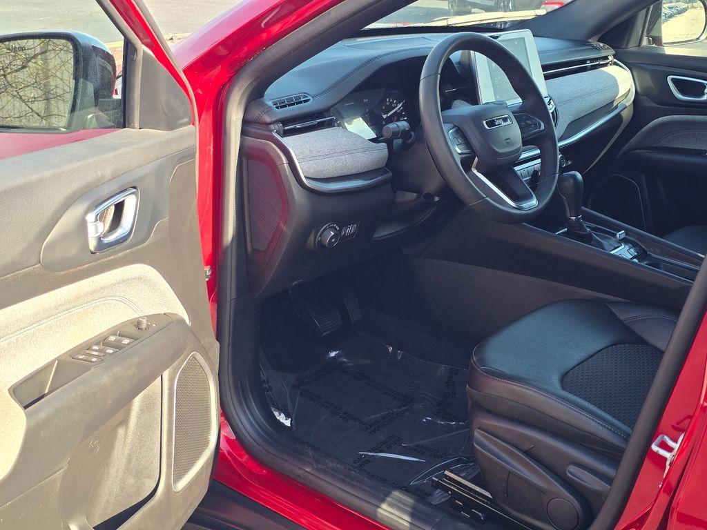 used 2025 Jeep Compass car, priced at $22,000