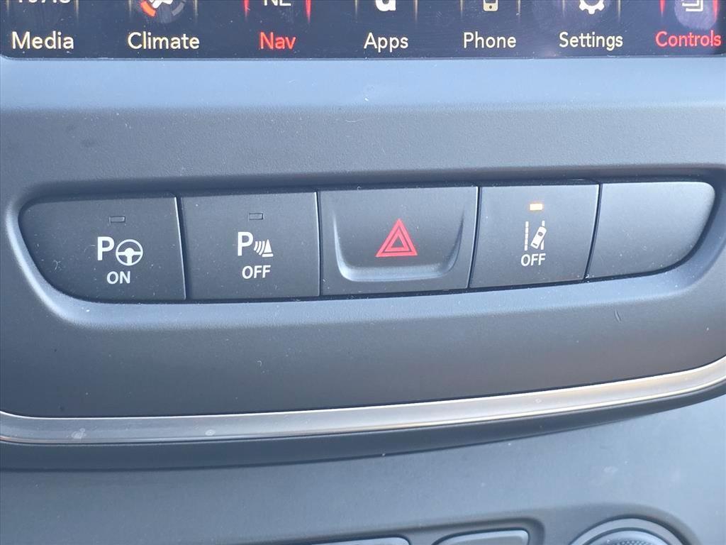 used 2023 Jeep Cherokee car, priced at $23,250