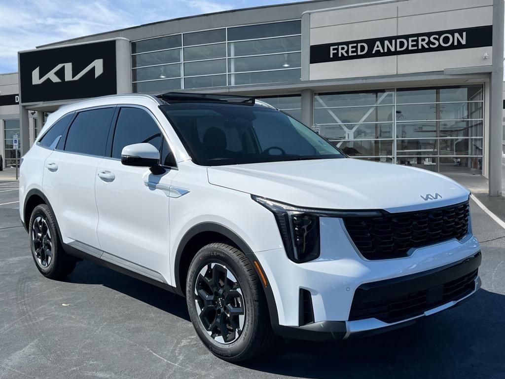 new 2025 Kia Sorento car, priced at $32,835