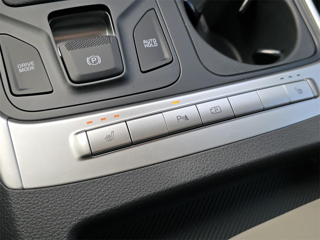 new 2026 Kia Carnival car, priced at $37,732