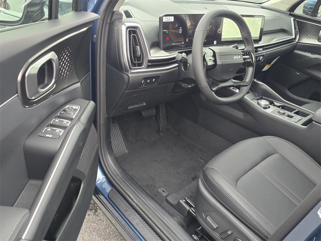 new 2026 Kia Sorento Hybrid car, priced at $40,321