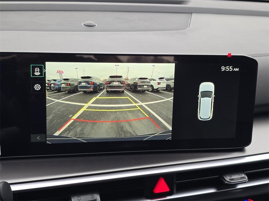 new 2026 Kia Sorento Hybrid car, priced at $40,321