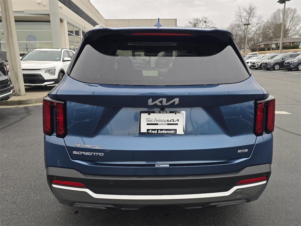 new 2026 Kia Sorento Hybrid car, priced at $40,321