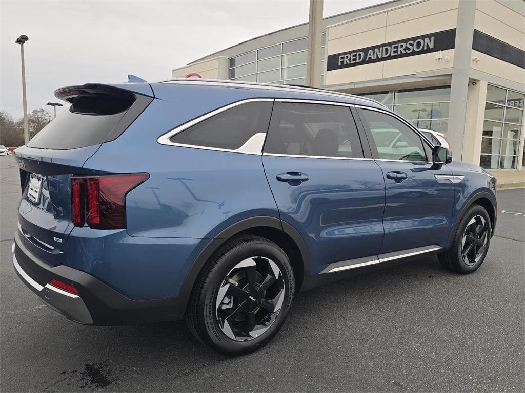 new 2026 Kia Sorento Hybrid car, priced at $40,321