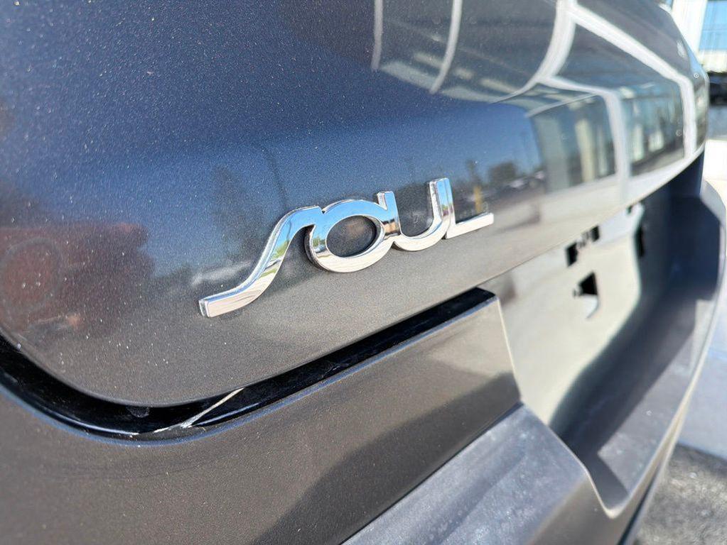 used 2021 Kia Soul car, priced at $13,010